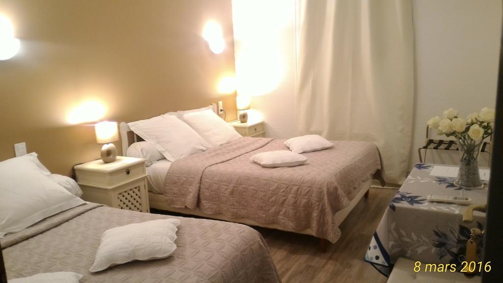 Chez Cecile Hotell Mornas Eksteriør bilde